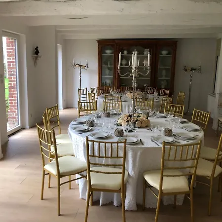 Le Chateau Du Ronchay Villa