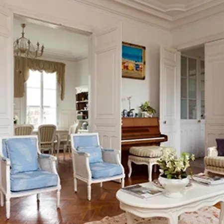Le Chateau Du Ronchay Villa *
