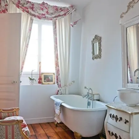 Le Chateau Du Ronchay * Luneray