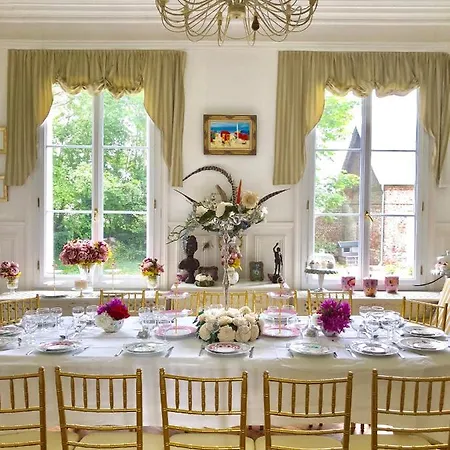 Le Chateau Du Ronchay Villa