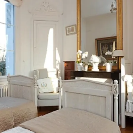 Le Chateau Du Ronchay Villa